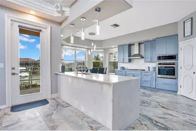 934 Symphony Isles Boulevard, Apollo Beach, FL 33572 - Photo 9