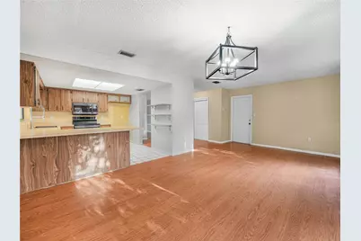 2610 Sprucewood Lane, Plant City, FL 33563 - Photo 7