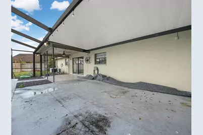 2610 Sprucewood Lane, Plant City, FL 33563 - Photo 21