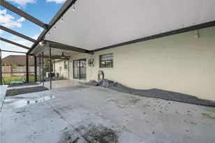 2610 Sprucewood Ln, Plant City, FL 33563 - Photo 21