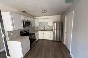 1611 Fruitwood Dr, Lakeland, FL 33805 - Photo 3