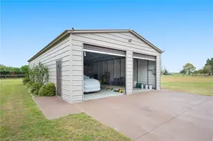 3212 E Merrin Rd, Plant City, FL 33567 - Photo 47