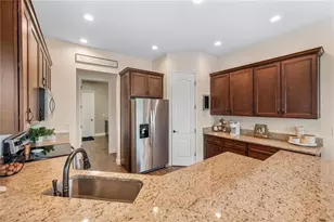 3212 E Merrin Rd, Plant City, FL 33567 - Photo 7