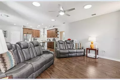 5801 Deer Flag Drive, Lakeland, FL 33811 - Photo 9