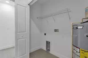 2438 4th St NE, Winter Haven, FL 33881 - Photo 15