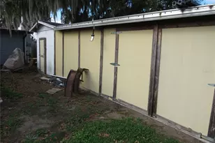 330 Moccasin Hollow Rd, Lithia, FL 33547 - Photo 47