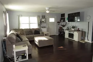 330 Moccasin Hollow Rd, Lithia, FL 33547 - Photo 9