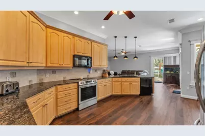 1603 Sir Henrys Trail, Lakeland, FL 33809 - Photo 29