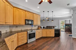 1603 Sir Henrys Trail, Lakeland, FL 33809 - Photo 29