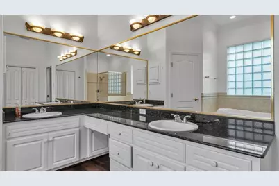 1603 Sir Henrys Trail, Lakeland, FL 33809 - Photo 11