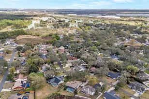 1603 Sir Henrys Trail, Lakeland, FL 33809 - Photo 55