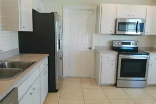 3298 Sanoma Dr, Lakeland, FL 33811 - Photo 3