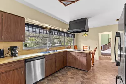 15300 Lake Iola Road, Dade City, FL 33523 - Photo 53