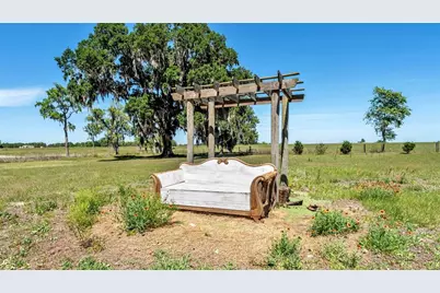 15300 Lake Iola Road, Dade City, FL 33523 - Photo 23