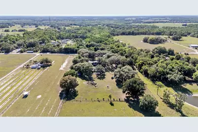15300 Lake Iola Road, Dade City, FL 33523 - Photo 1