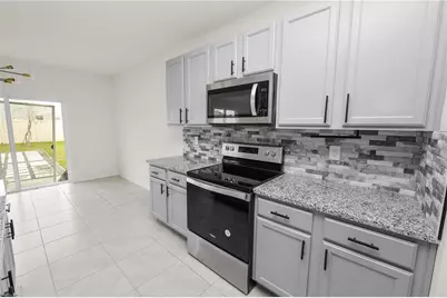 3935 Palazzo Place, Winter Haven, FL 33884 - Photo 7