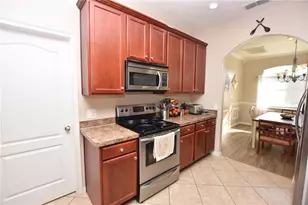 7061 Heatherbrook Dr, Lakeland, FL 33809 - Photo 3