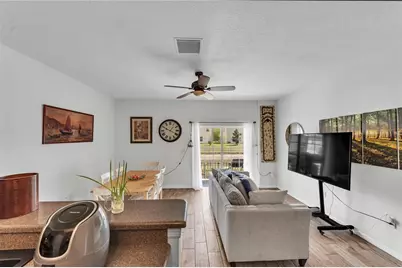 1939 Greenwood Valley Drive, Plant City, FL 33563 - Photo 5