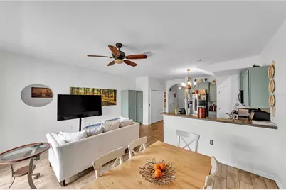 1939 Greenwood Valley Drive, Plant City, FL 33563 - Photo 9