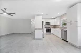 404 Longfellow Blvd, Lakeland, FL 33801 - Photo 7