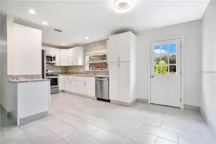 404 Longfellow Blvd, Lakeland, FL 33801 - Photo 11