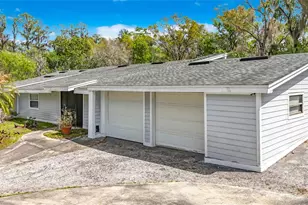 1518 Dawn Heights Dr, Lakeland, FL 33801 - Photo 9