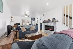 1836 N Crystal Lake Dr, Lakeland, FL 33801 - Photo 11