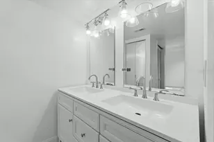 1836 N Crystal Lake Dr, Lakeland, FL 33801 - Photo 19