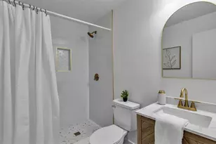 1616 Monterey Ln, Lakeland, FL 33813 - Photo 9