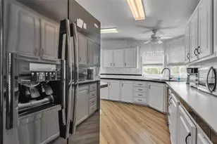 5248 Island View Cir S, Polk City, FL 33868 - Photo 13