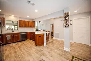 4914 Liberty Ln, Lakeland, FL 33813 - Photo 7