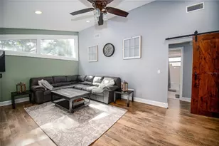 4914 Liberty Ln, Lakeland, FL 33813 - Photo 13