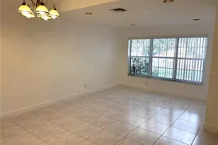 510 SW 181st Way, Pembroke Pines, FL 33029 - Photo 9