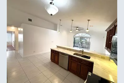 510 SW 181st Way, Pembroke Pines, FL 33029 - Photo 19