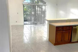 510 SW 181st Way, Pembroke Pines, FL 33029 - Photo 11