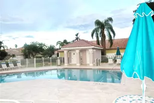 510 SW 181st Way, Pembroke Pines, FL 33029 - Photo 41
