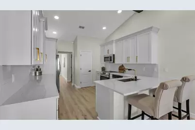 6743 Highlands Creek Boulevard, Lakeland, FL 33813 - Photo 13