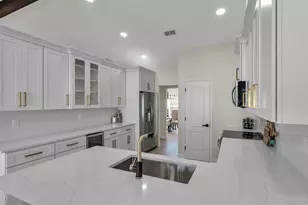 6743 Highlands Creek Blvd, Lakeland, FL 33813 - Photo 17