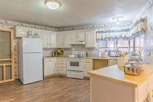 1318 Deer Park Ct, Sebring, FL 33872 - Photo 9