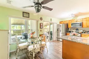 626 Cape Cod Cir, Valrico, FL 33594 - Photo 11