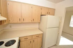 145 Shannon Dr, Lakeland, FL 33809 - Photo 3