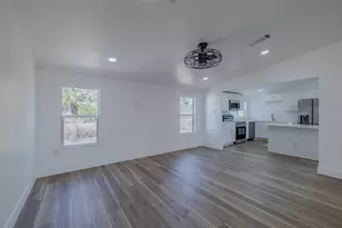 8301 Henry George Rd, Plant City, FL 33567 - Photo 9