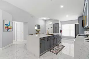 8025 Ridgeglen Cir W, Lakeland, FL 33809 - Photo 9