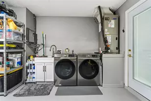 8025 Ridgeglen Cir W, Lakeland, FL 33809 - Photo 25