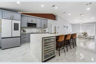 8025 Ridgeglen Cir W, Lakeland, FL 33809 - Photo 5