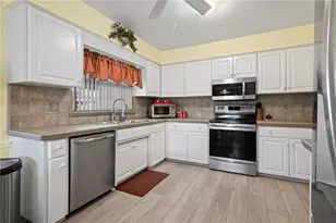 428 Gleneagles Ct, Winter Haven, FL 33884 - Photo 13