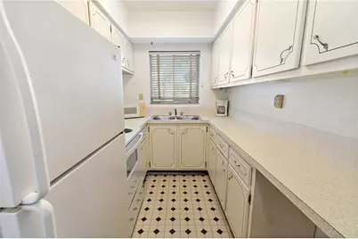 1700 6th Street NW #C2, Winter Haven, FL 33881 - Photo 7