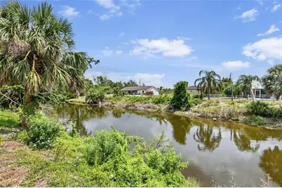 7113 Regina Drive, Englewood, FL 34224 - Photo 11