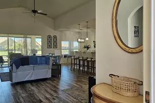 1347 Oakmont Dr, Winter Haven, FL 33884 - Photo 3