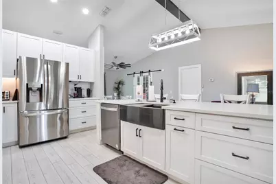 8431 Delaware Drive, Weeki Wachee, FL 34607 - Photo 9